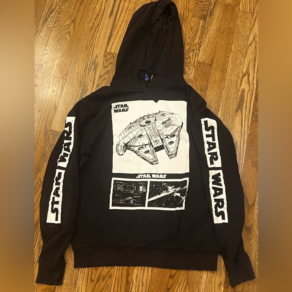 Star Wars Sweatshirt Hoodie Unisex Size Large Divided Brand